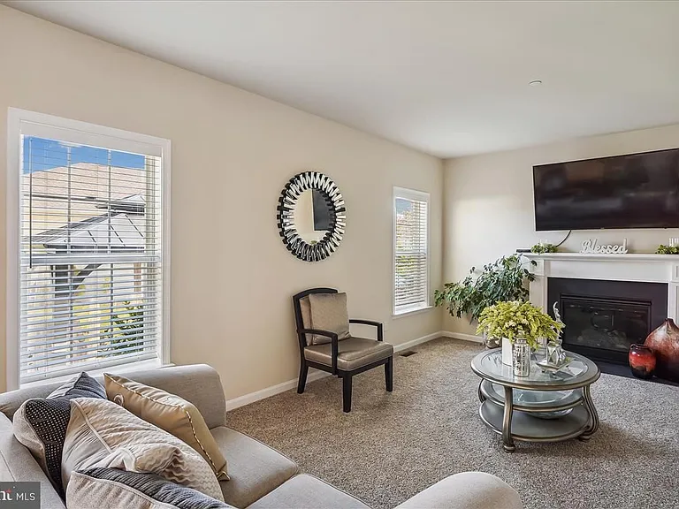 29780 Captain Adamouski St — Photo 13