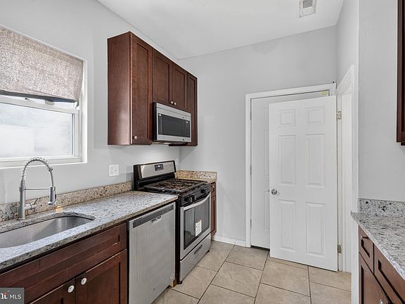 4th image of 2804 Ruscombe Ln
