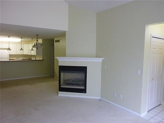 3rd image of 30103 Chantel Dr