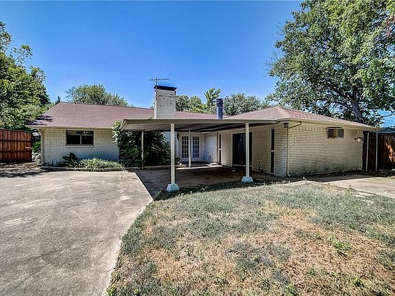5th image of 1103 Westlake Dr