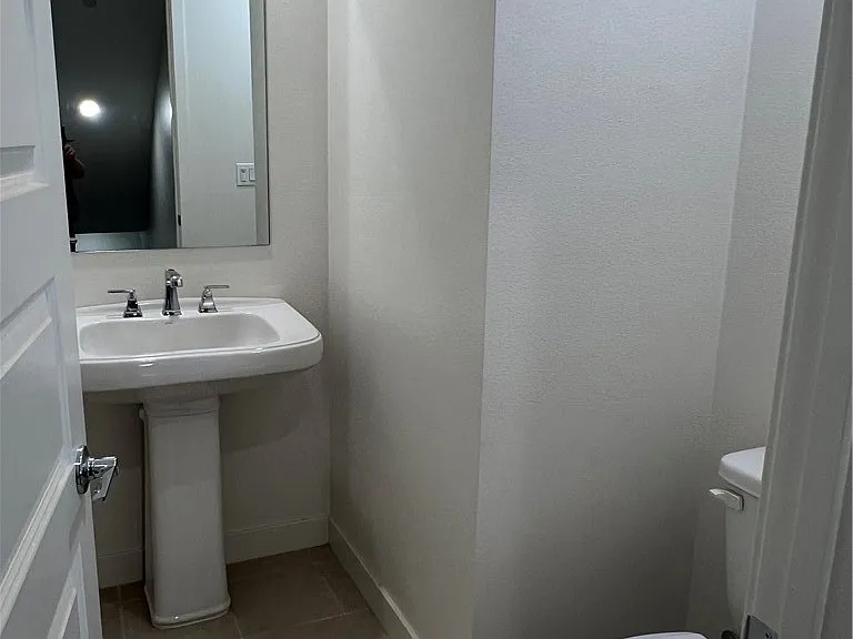 7358 Parker Ln — Photo 6