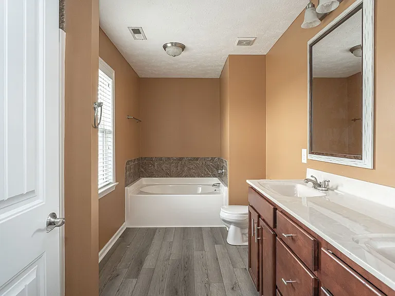 4032 Newgate St — Photo 21