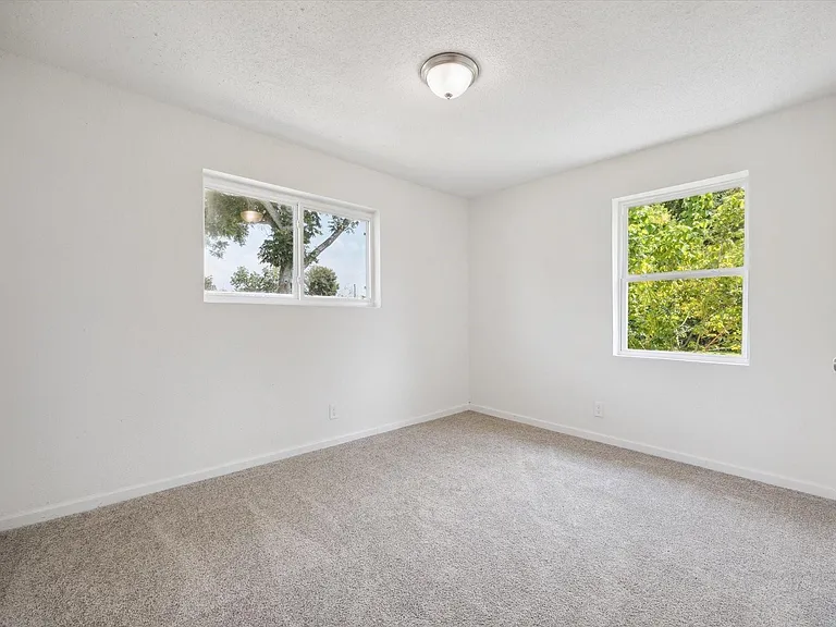 5111 Clover St #B — Photo 6