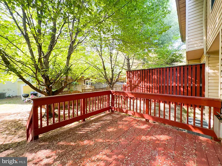 4826 Buxton Cir — Photo 29