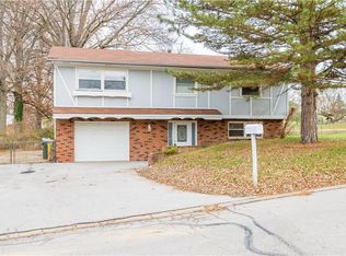 2696 Diane Dr, Arnold, MO 63010