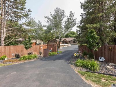 10511 Holdrege St NE, Lincoln, NE, 68527