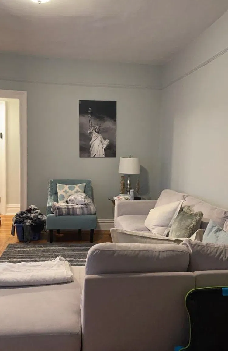 2 bed, 1000 sqft, $1,952 — Photo 2