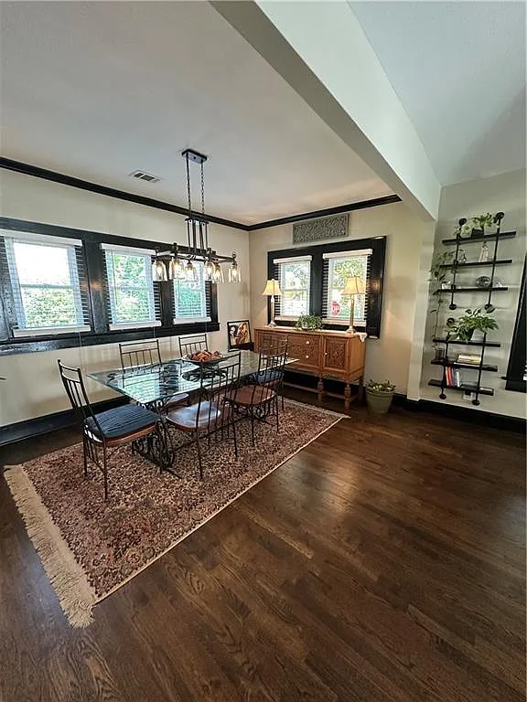 3 bed, 2.0 bath, 1875 sqft, $2,500 — Photo 4