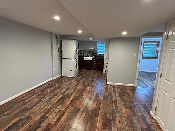 5th image of 101 Sanoey Cir SE