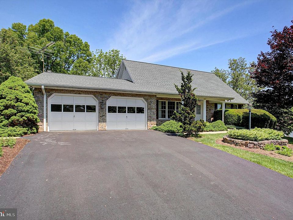 1st image of 9495 Hesshire Hill Ct