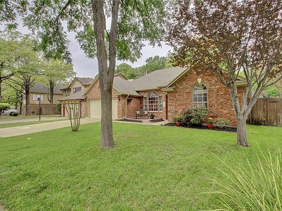 4th image of 3948 Grayling Ln