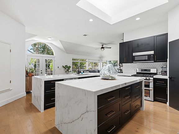 4th image of 6435 OLD HARBOR LN