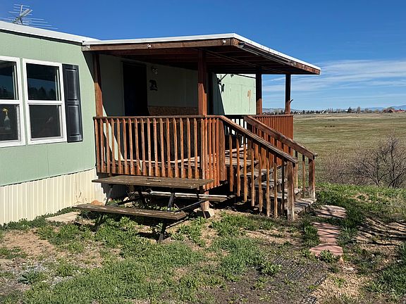 3rd image of 3067 S Monarch Dr