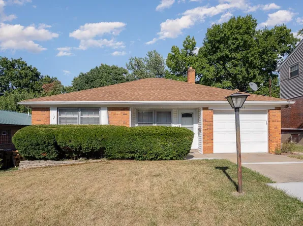 6900 Newbridge Dr, Cincinnati, OH 45239