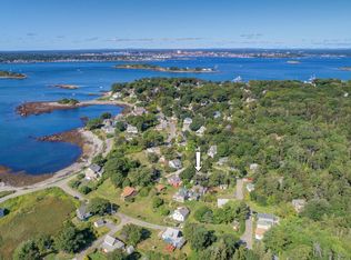 6 Ocean View Ter, Peaks Island, ME 04108