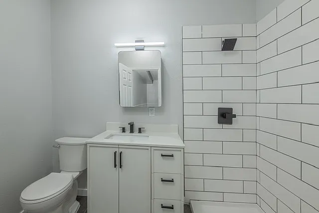 319 S Union Ave #C — Photo 6