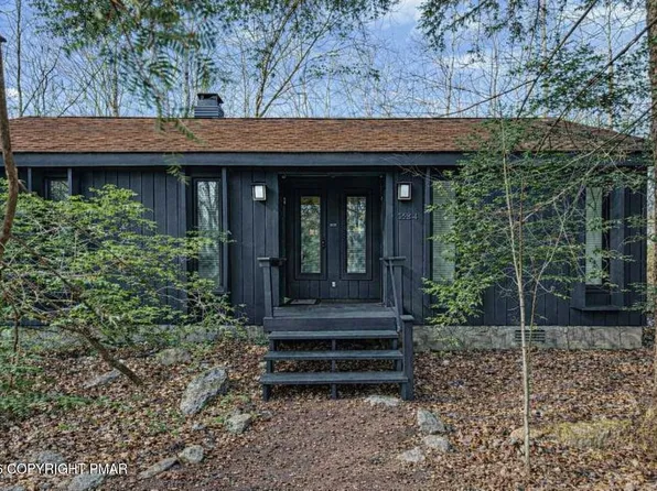 1413 Pine Cone Rd, Pocono Pines, PA 18350