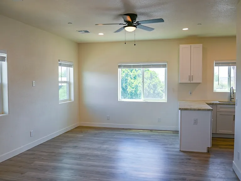 1306 E Purdue Ave — Photo 3
