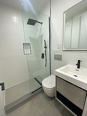 5th image of 899 Pacific St APT 3