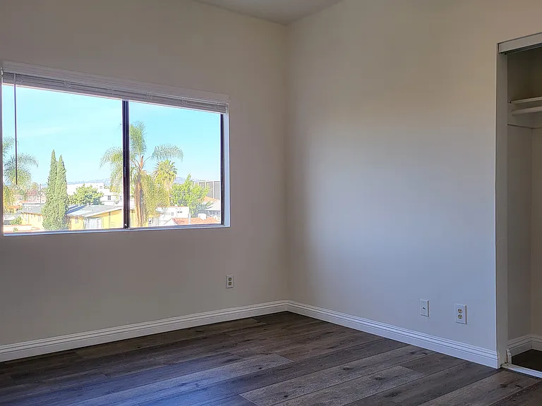 3819 Country Club Dr #202 — Photo 33