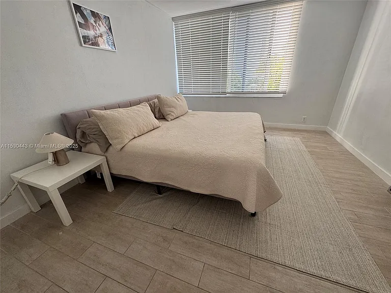 1200 West Ave #202 — Photo 40