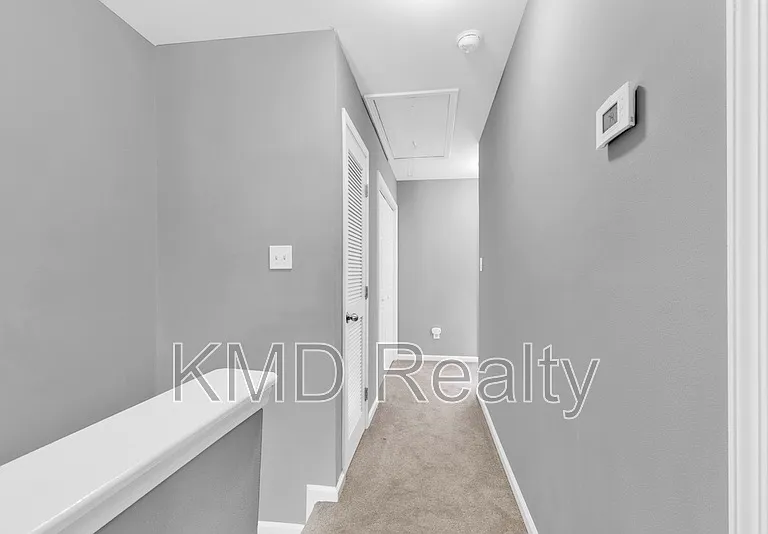 9598 Walkers Glen Dr — Photo 23