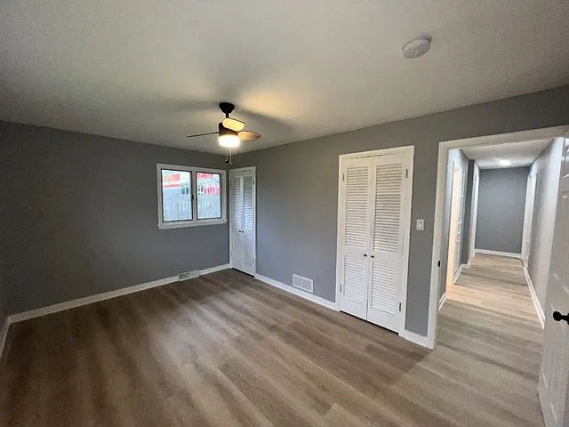 1108 E 9th St #1B — Photo 5