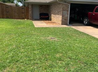 7502 Connie Ln, North Richland Hills, TX 76182