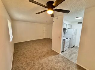 Villa Chateau : 1001 East Independence Street, Shawnee, OK 74804, Shawnee, OK 74804