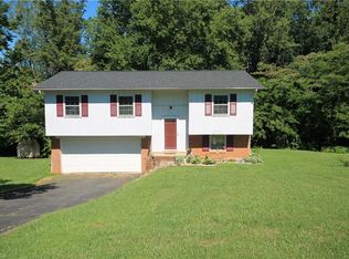 214 Queensland Dr, King, NC 27021