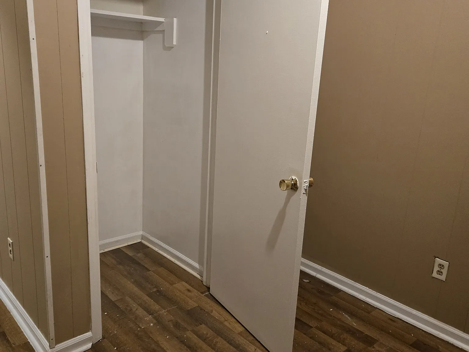 3 bed, 1001 sqft, $1,625 — Photo 3