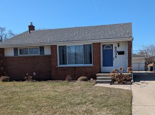 6539 Sterling Ct, Garden City, MI 48135