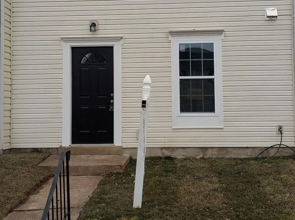 8634 Sumter Ct, Manassas Park, VA 20111