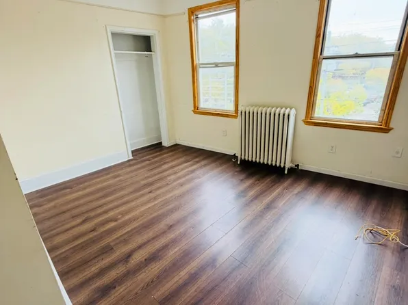 259 Broad St #C, Staten Island, NY 10304