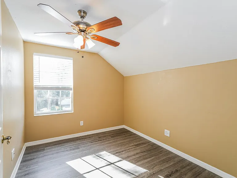 15017 Deer Meadow Dr — Photo 12