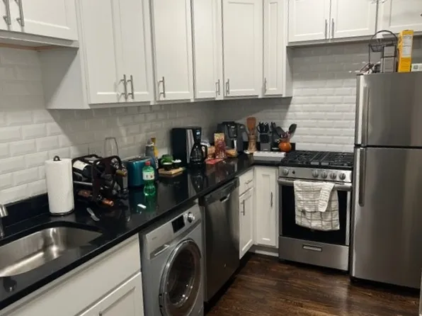 320 Lee St, Evanston, IL