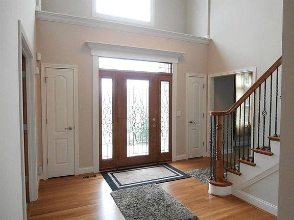 5th image of 4623 Brighton Ln