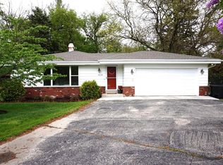 8534 N 68th St, Brown Deer, WI 53223