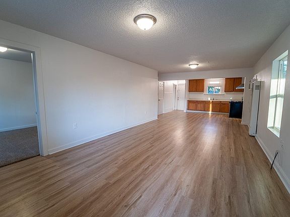 2nd image of 1021 Swezy St