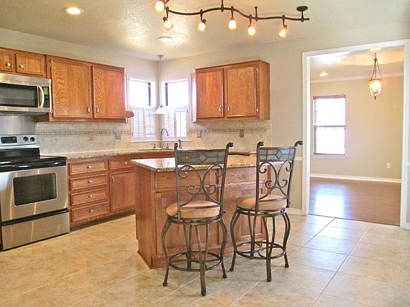 2nd image of 4605 Chantz Dr