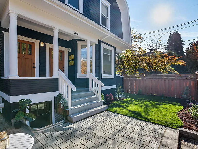 150 20th Ave E #2 — Photo 2