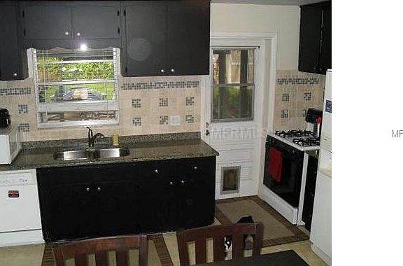 3rd image of 4204 Ohio Ave