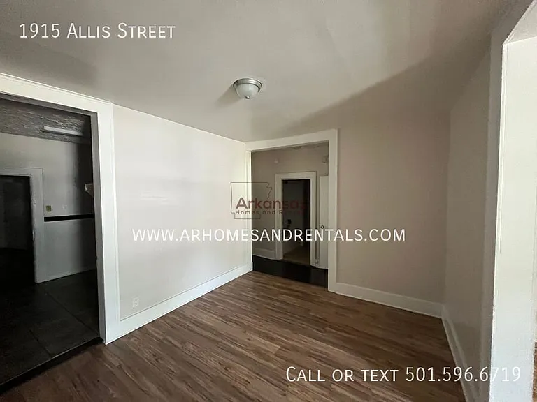 1915 Allis St — Photo 3