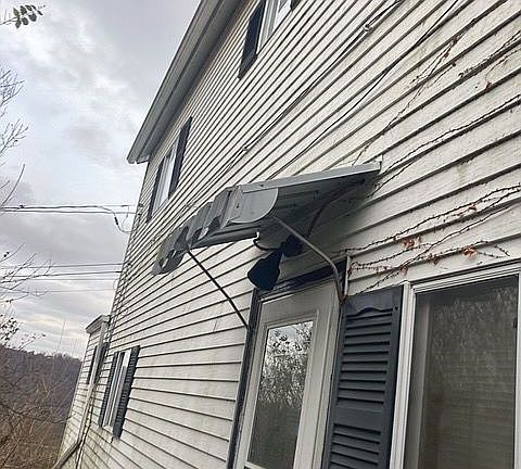 3rd image of 941 Shady Ave