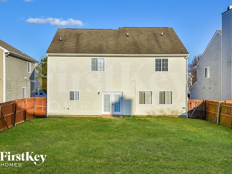 5004 Emberly Dr — Photo 15