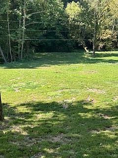 5th image of 61 Chestnut Valley Rd