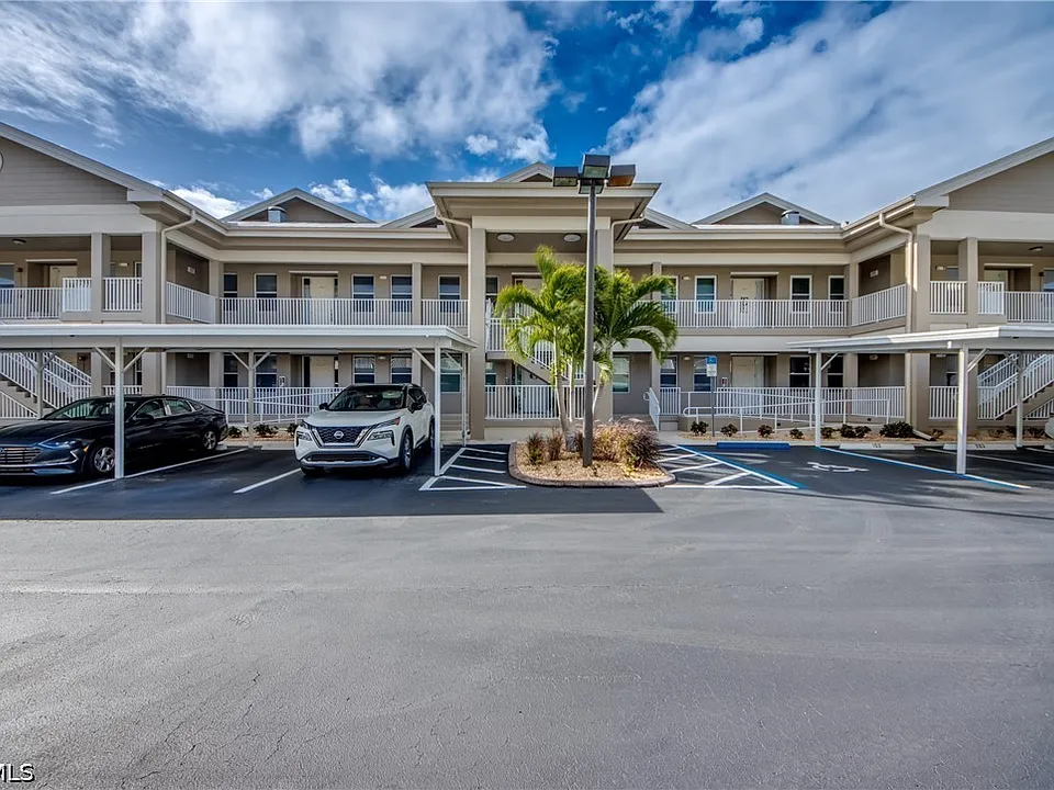 15250 Riverbend Blvd #204