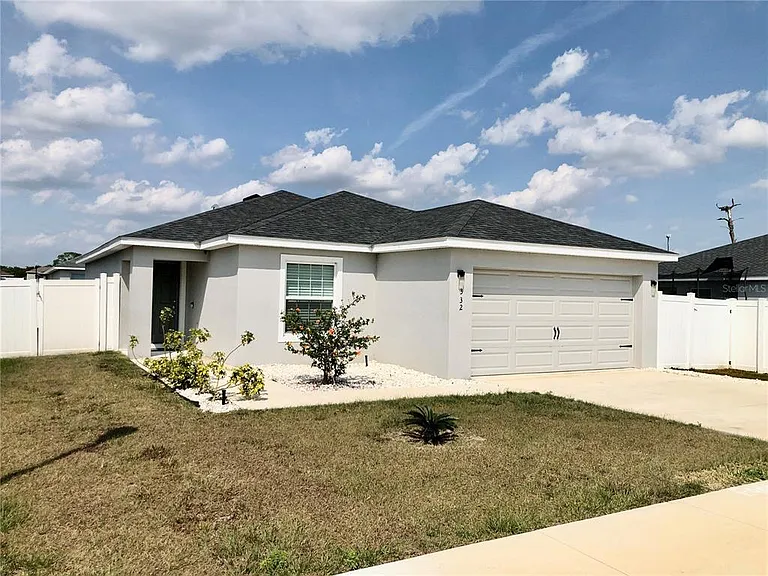 332 Cascara Ln — Photo 1