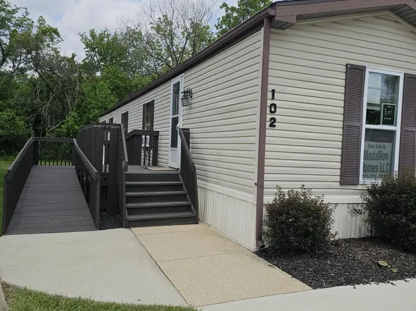 102 Deercreek Cir, Lima, OH 45804