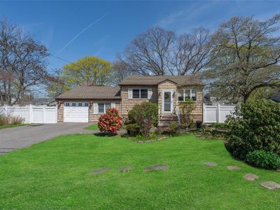 87 Mohawk Avenue, Deer Park, NY, 11729